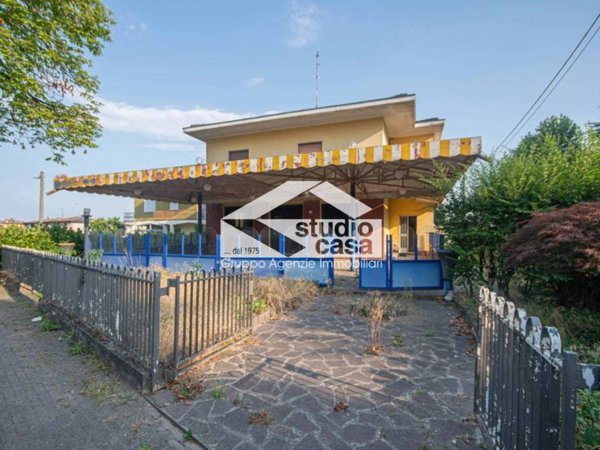 appartamento in vendita ad Izano