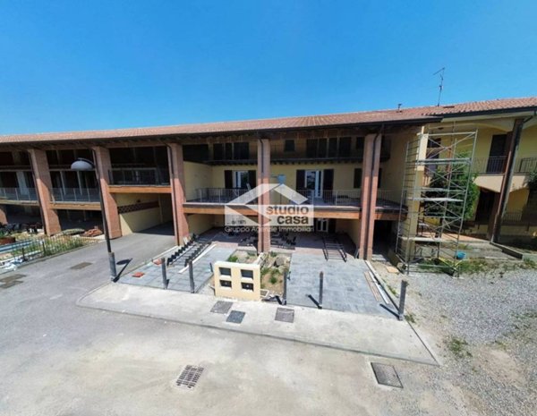 casa indipendente in vendita ad Izano