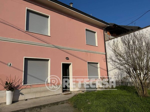 casa indipendente in vendita a Madignano in zona Ripalta Vecchia