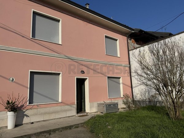 casa indipendente in vendita a Madignano in zona Ripalta Vecchia