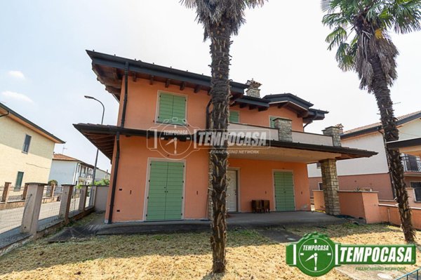 casa indipendente in vendita a Madignano