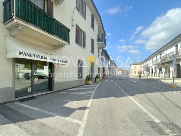 negozio in vendita a Madignano