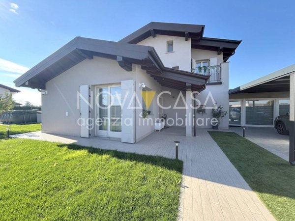 casa indipendente in vendita a Madignano