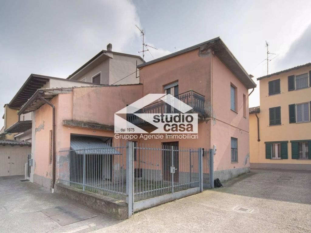 casa indipendente in vendita a Madignano