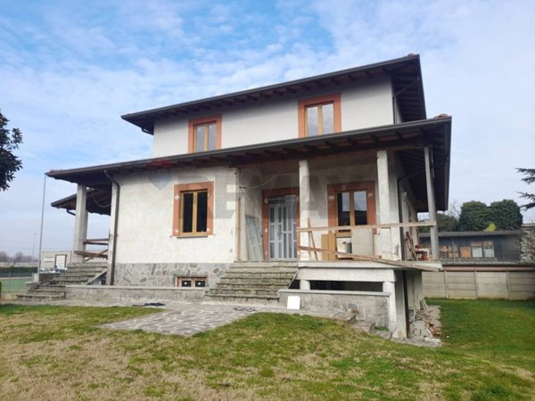 casa indipendente in vendita a Madignano