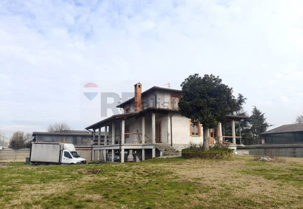 casa indipendente in vendita a Madignano