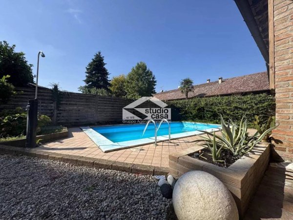 casa indipendente in vendita a Madignano