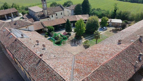 casale in vendita a Madignano