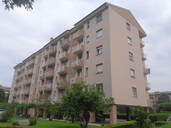 appartamento in vendita a Pinerolo in zona Baudenasca