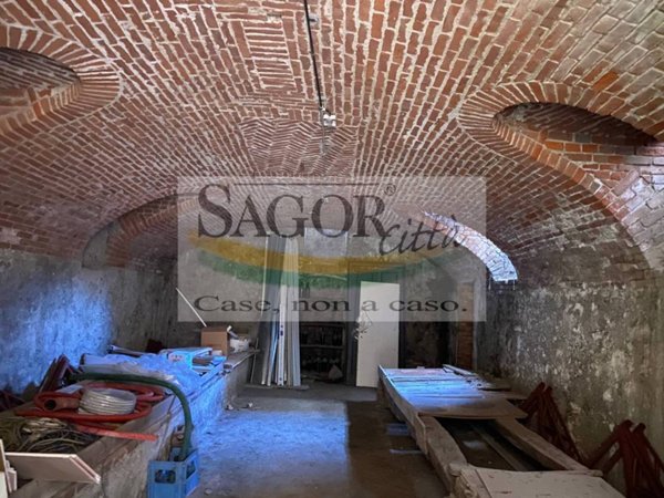 appartamento in vendita a Pinerolo in zona Baudenasca