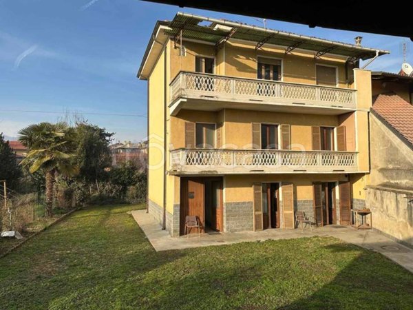 casa indipendente in vendita a Pinerolo in zona Riva