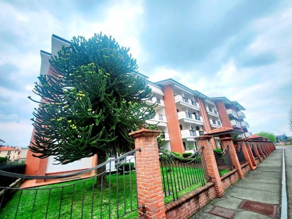 appartamento in vendita a Pinerolo in zona Abbadia Alpina