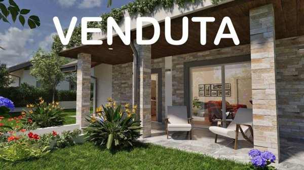 casa indipendente in vendita a Pinerolo in zona Riva