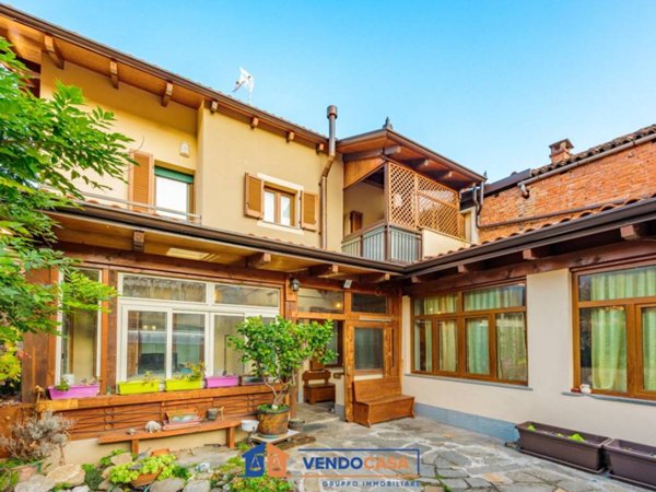 casa indipendente in vendita a Pinerolo