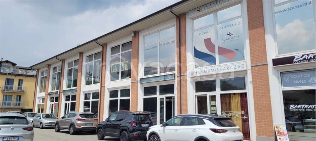 appartamento in vendita a Pinerolo in zona Baudenasca