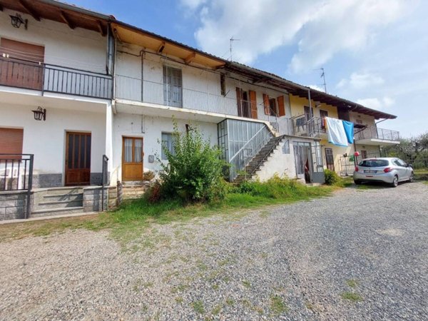 casa indipendente in vendita a Pinerolo