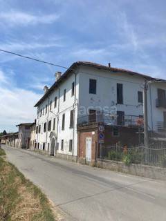 casa indipendente in vendita a Pinerolo