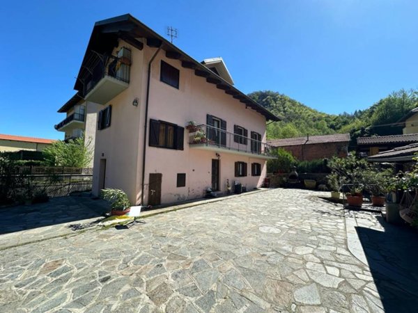 casa indipendente in vendita a Pinerolo