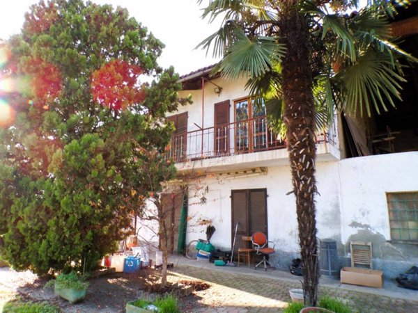 appartamento in vendita a Pinerolo in zona Riva
