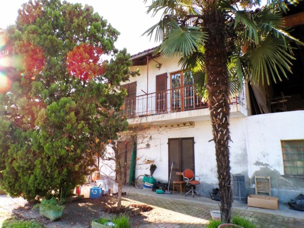 appartamento in vendita a Pinerolo in zona Riva