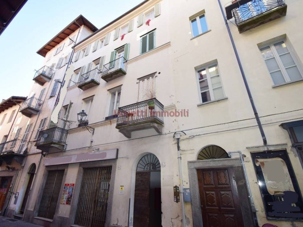 intera palazzina in vendita a Pinerolo