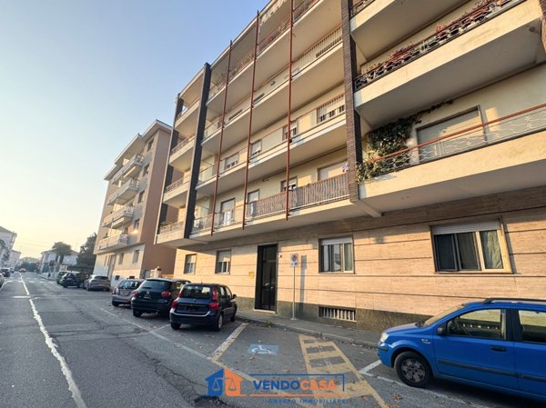 appartamento in vendita a Pinerolo in zona Baudenasca