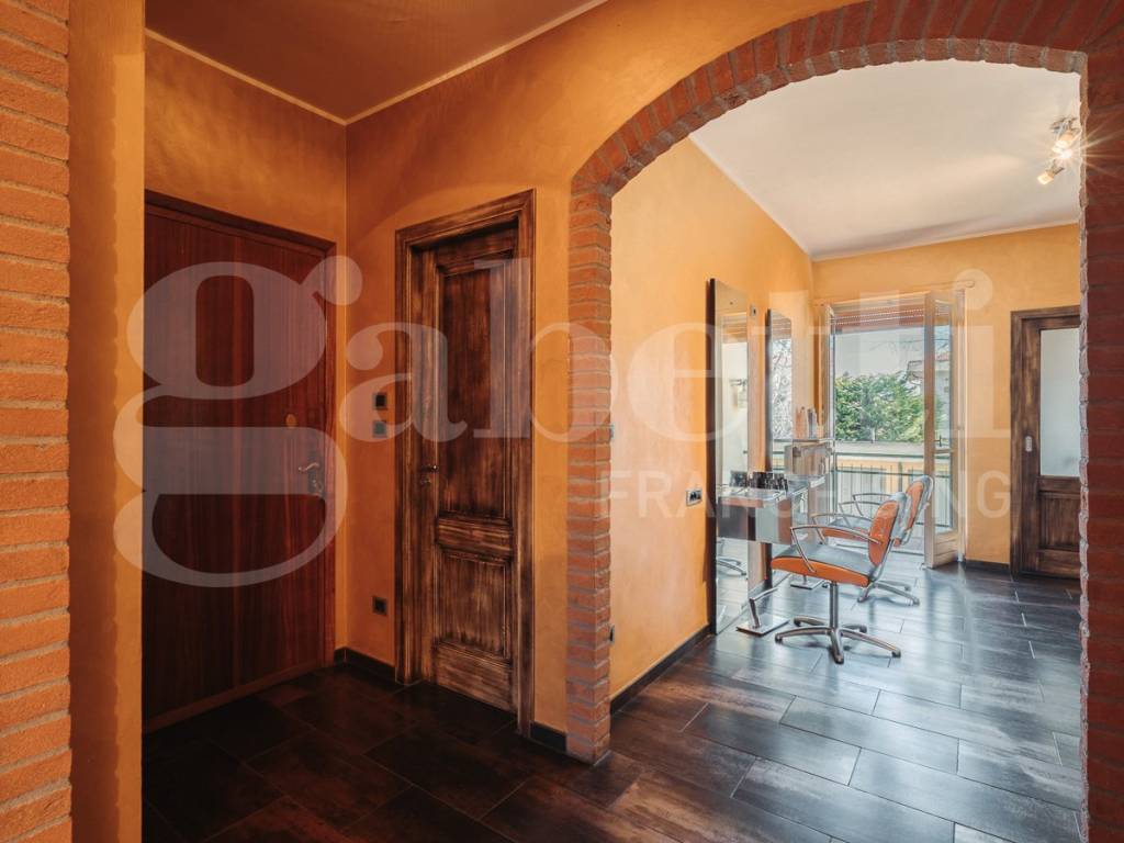 appartamento in vendita a Pinerolo in zona Riva