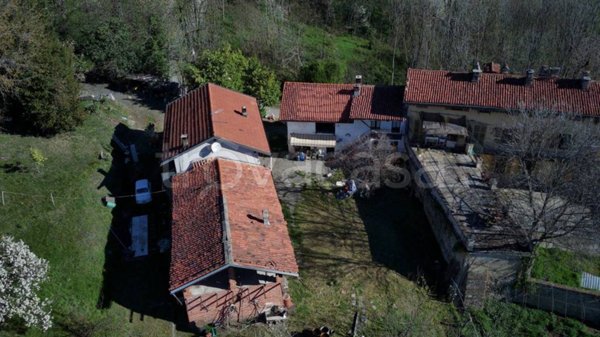 casa indipendente in vendita a Pinerolo