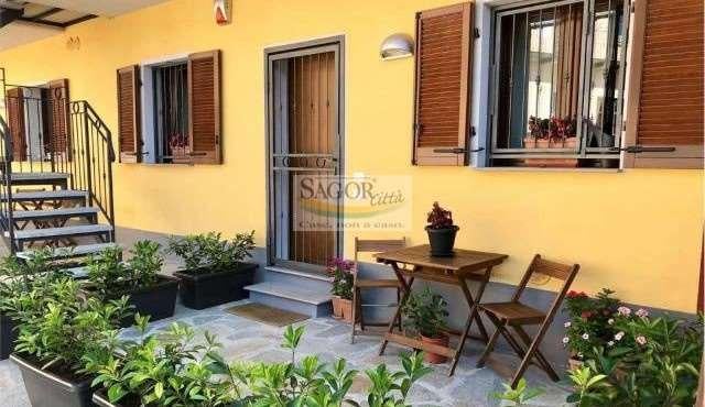 appartamento in vendita a Pinerolo in zona Baudenasca