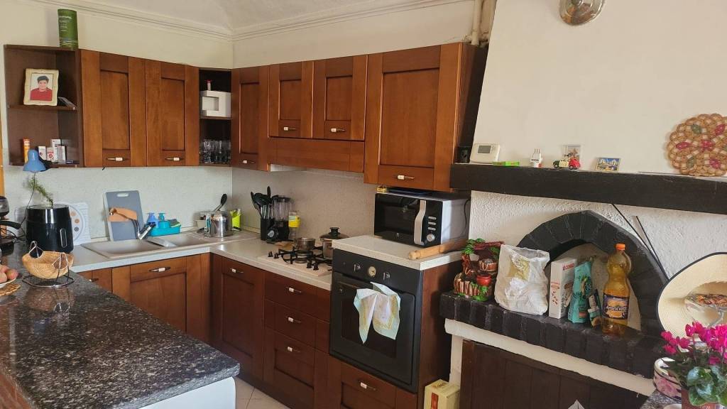 casa indipendente in vendita a Pinerolo