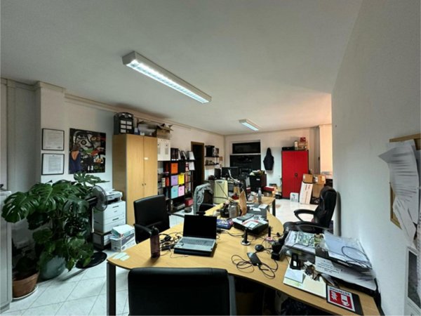 locale di sgombero in vendita a Pinerolo