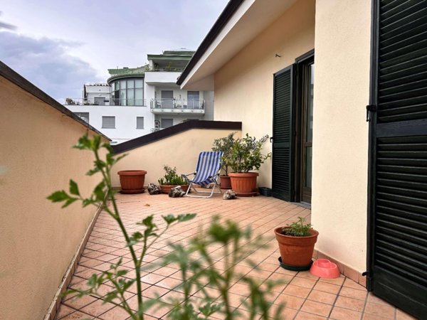 appartamento in vendita a Pinerolo in zona Baudenasca