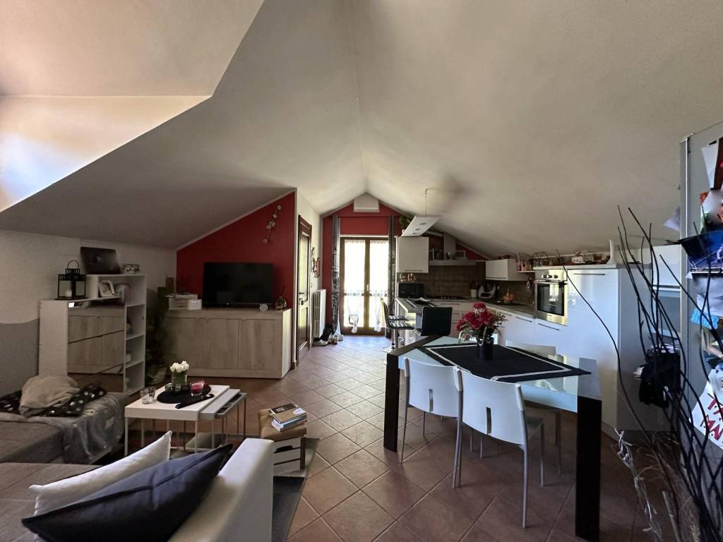 appartamento in vendita a Pinerolo