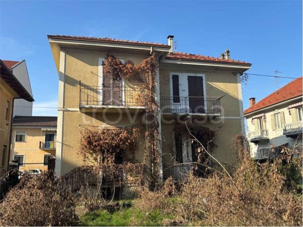 casa indipendente in vendita a Pinerolo