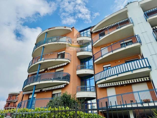 appartamento in vendita a Pinerolo in zona Baudenasca