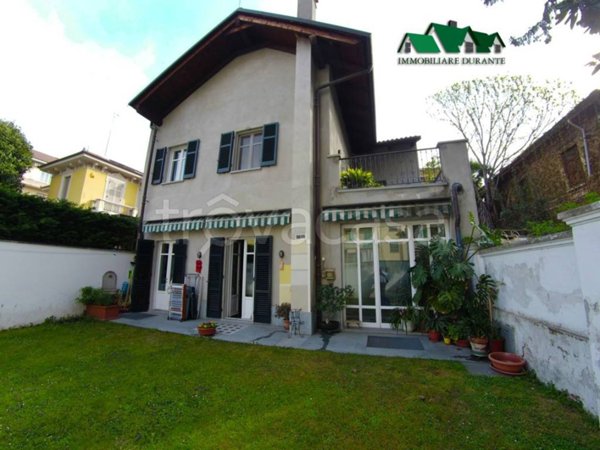 casa indipendente in vendita a Pinerolo