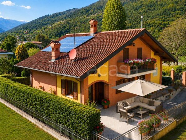 casa indipendente in vendita a Pinerolo