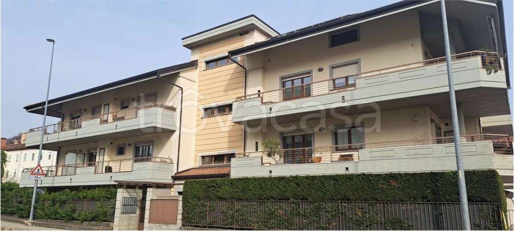 appartamento in vendita a Pinerolo