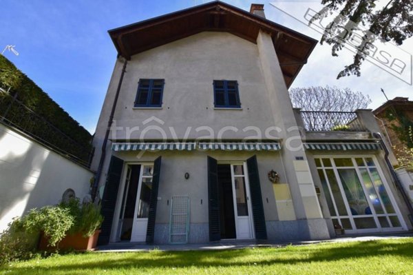 casa indipendente in vendita a Pinerolo