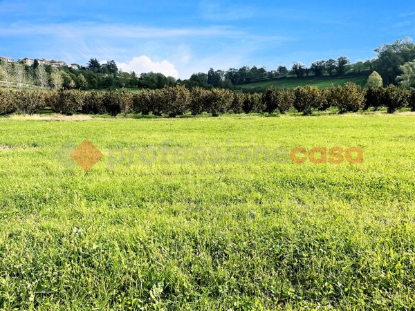 terreno edificabile in vendita a Pinerolo