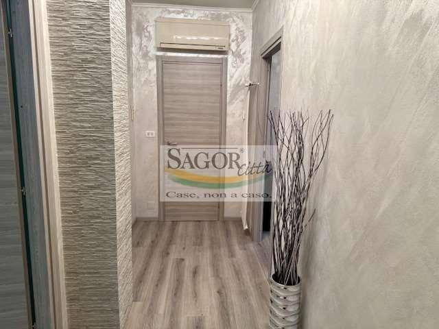 appartamento in vendita a Pinerolo in zona Baudenasca