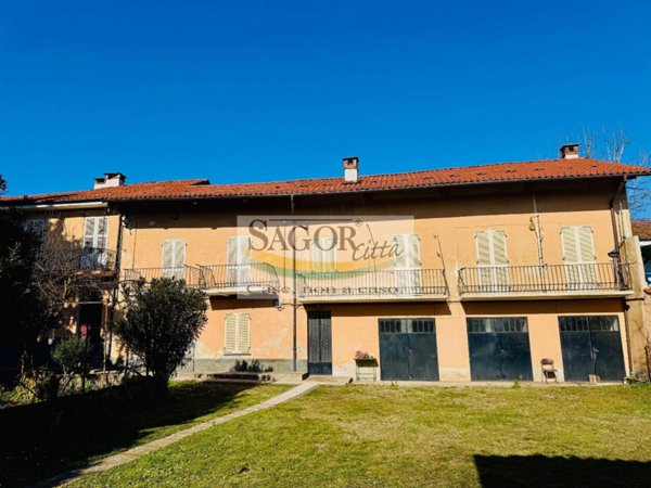 casa indipendente in vendita a Pinerolo in zona Riva