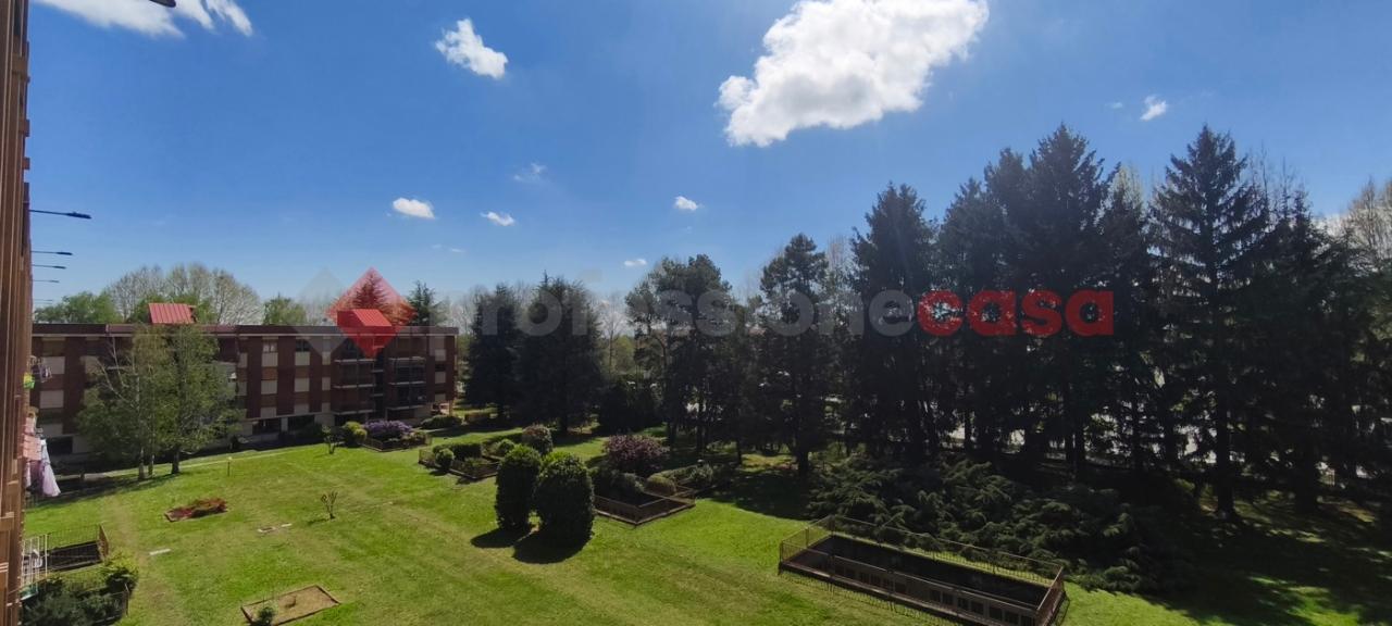 appartamento in vendita a Pinerolo in zona Abbadia Alpina
