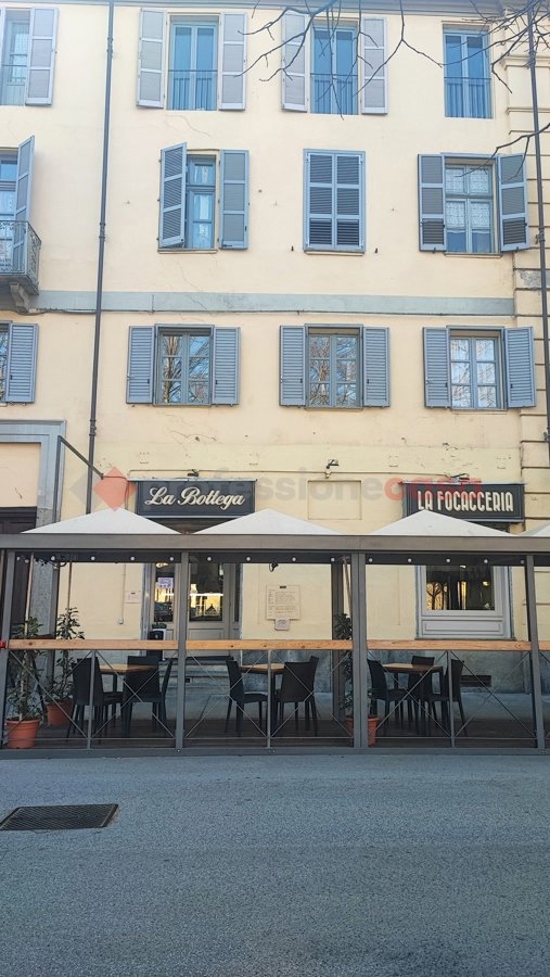 negozio in vendita a Pinerolo
