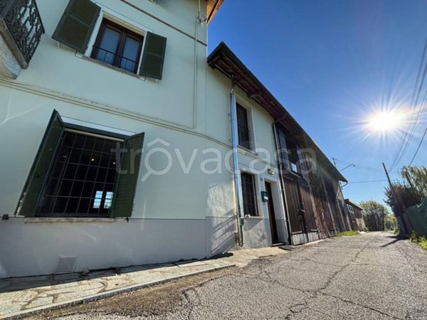 casa indipendente in vendita a Pinerolo
