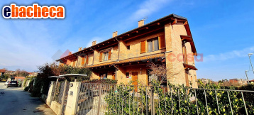 casa indipendente in vendita a Pinerolo in zona Baudenasca