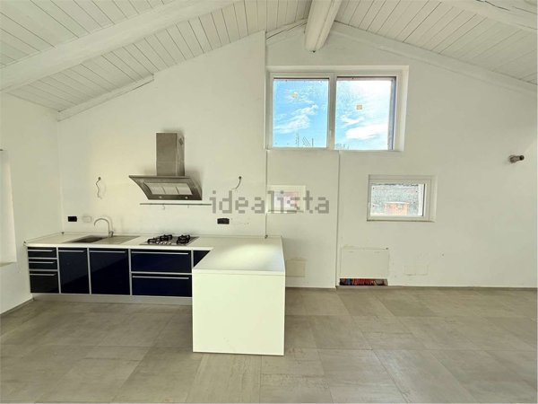 casa indipendente in vendita a Pinerolo