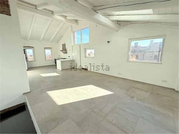 casa indipendente in vendita a Pinerolo