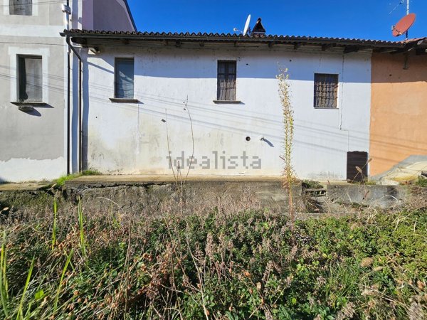 casa indipendente in vendita a Pinerolo in zona Abbadia Alpina