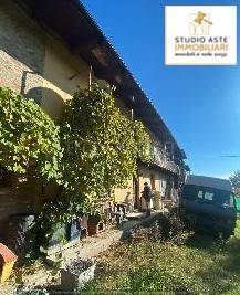 casa indipendente in vendita a Pinerolo